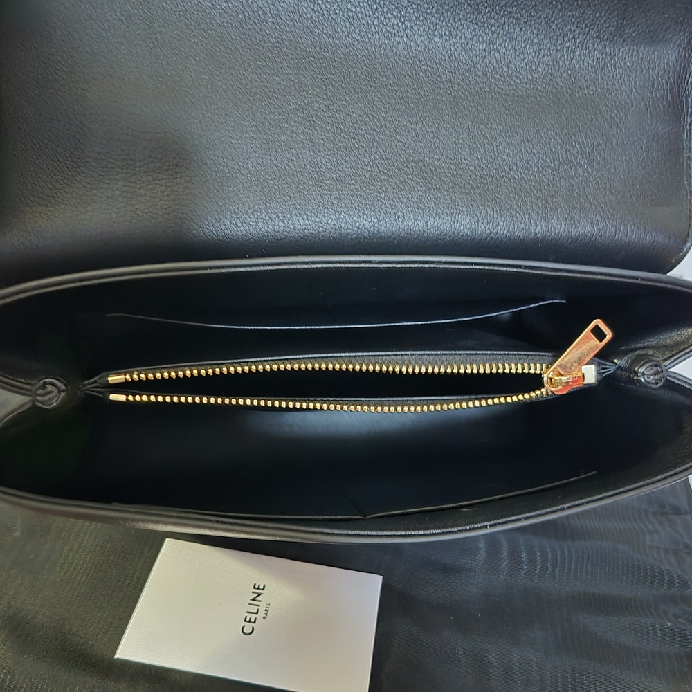CELINE MEDIUM NINO BAG IN SUPPLE GRAINED CALFSKIN - Picture 11 of 16
